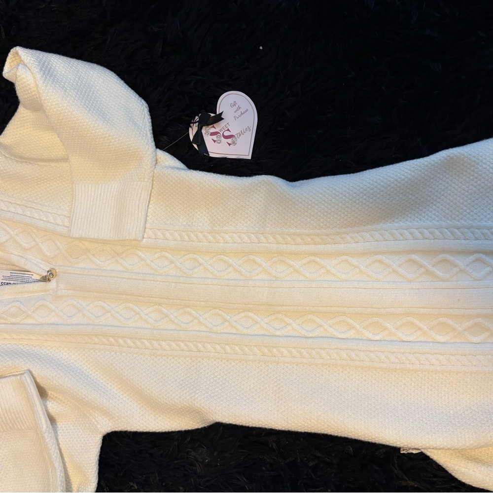 Elegant Cream Women's Sweater